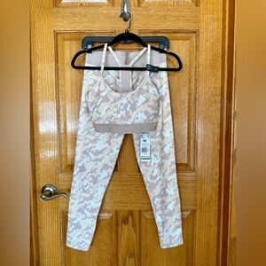 New + EUC Adidas Camo Workout Set M